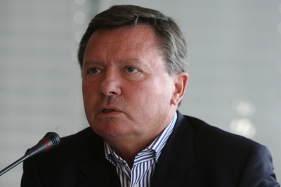 Dressur-Bundestrainer Holger Schmezer